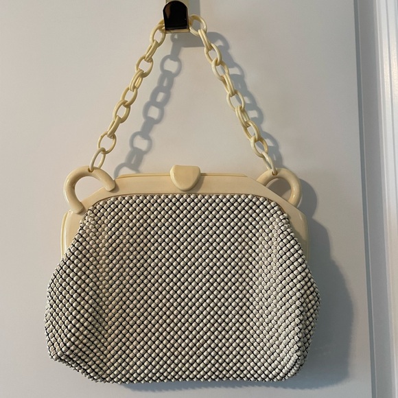 whiting and davis co Handbags - Vintage Whiting & Davis Co Bags Alumesh purse 1940s Bakelite linked handle